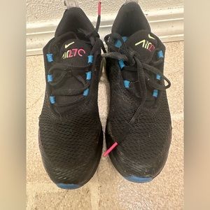 Boy’s Nike Air 27c -size us1.5y